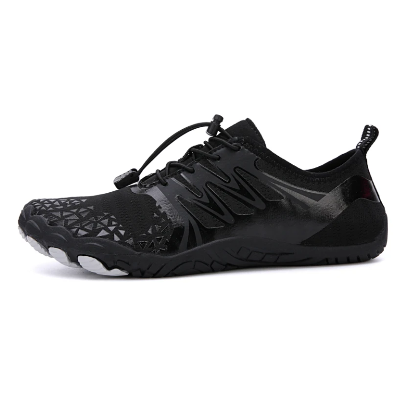 Trail Running Black Shoes for Men (Shoe Size: 41)