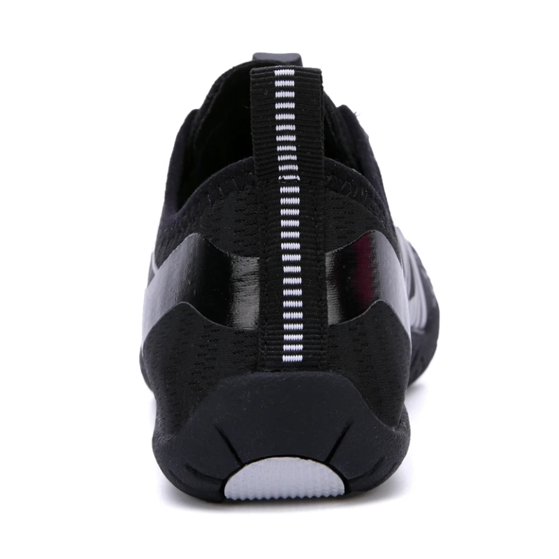 Trail Running Black Shoes for Men (Shoe Size: 41)