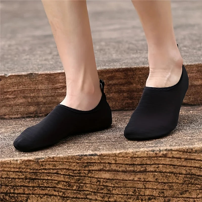 Swimming Black Shoes Quick-Dry Anti-Slip Unisex (Shoe Size: 40-41)