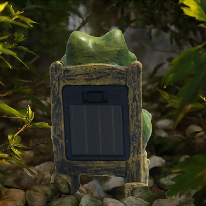 Frog Statue Solar Resin Outdoor Light Garden Decor