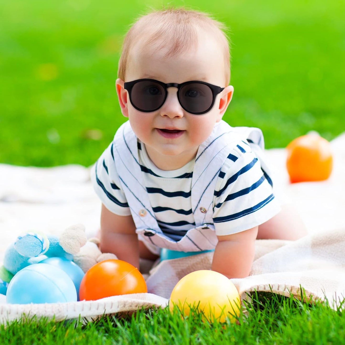 2 PCS Baby Toddler Sunglasses with Strap Kids Polarized Sun Glasses UV-400 Flexible Frame Unbreakable Sunglasses for Boys and Girls Age 0-3